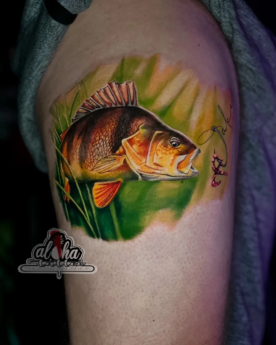 Bold colour tattoo by Thomas Palaniuk, Gloucester