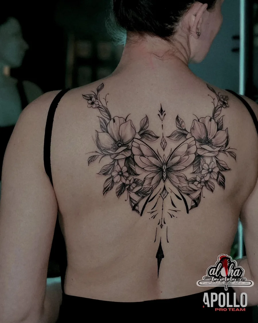 Fine line back tattoo by Thomas Palaniuk, Gloucester